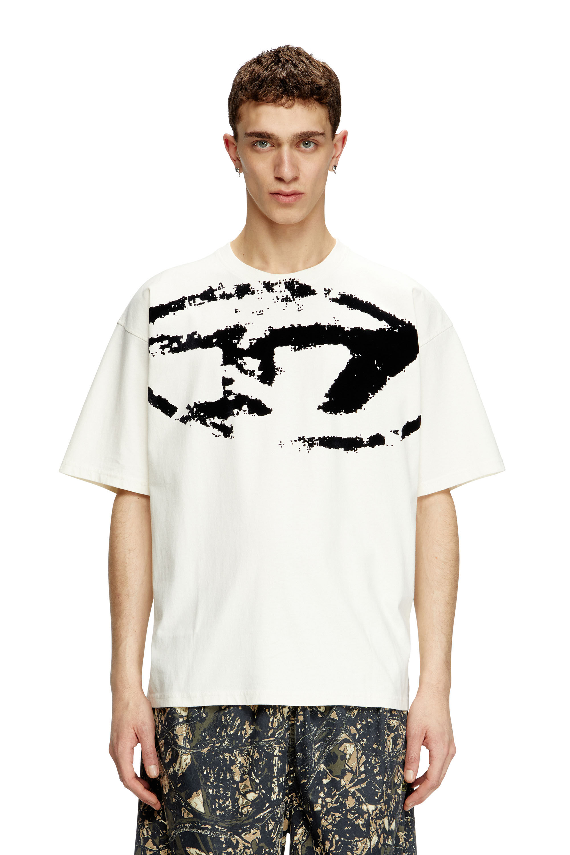 Diesel - T-BOXT-N14, Herren T-Shirt mit beflocktem Distressed-Logo in Weiss/Schwarz - 3