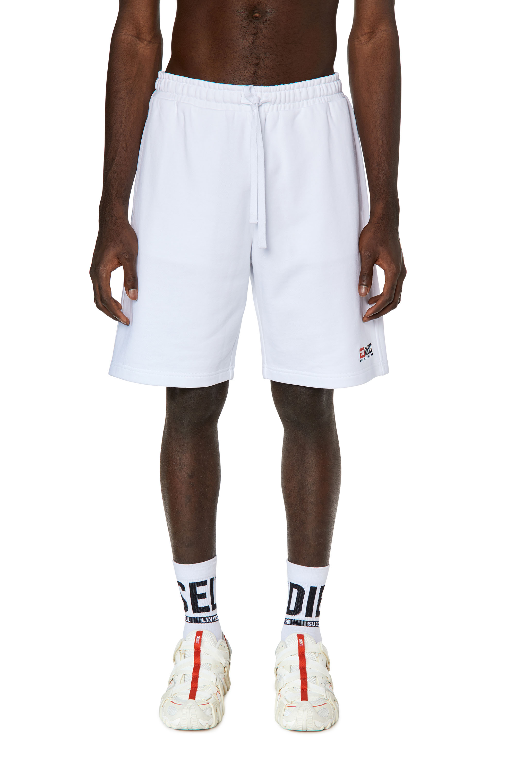 Diesel - P-CROWN-DIV, Herren Sweatshorts mit Logo-Stickerei in Weiß - 1